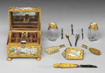 图片[3]-Gilt bronze personal accessory case with painted enamel decoration. Europe, 18th century.-China Archive